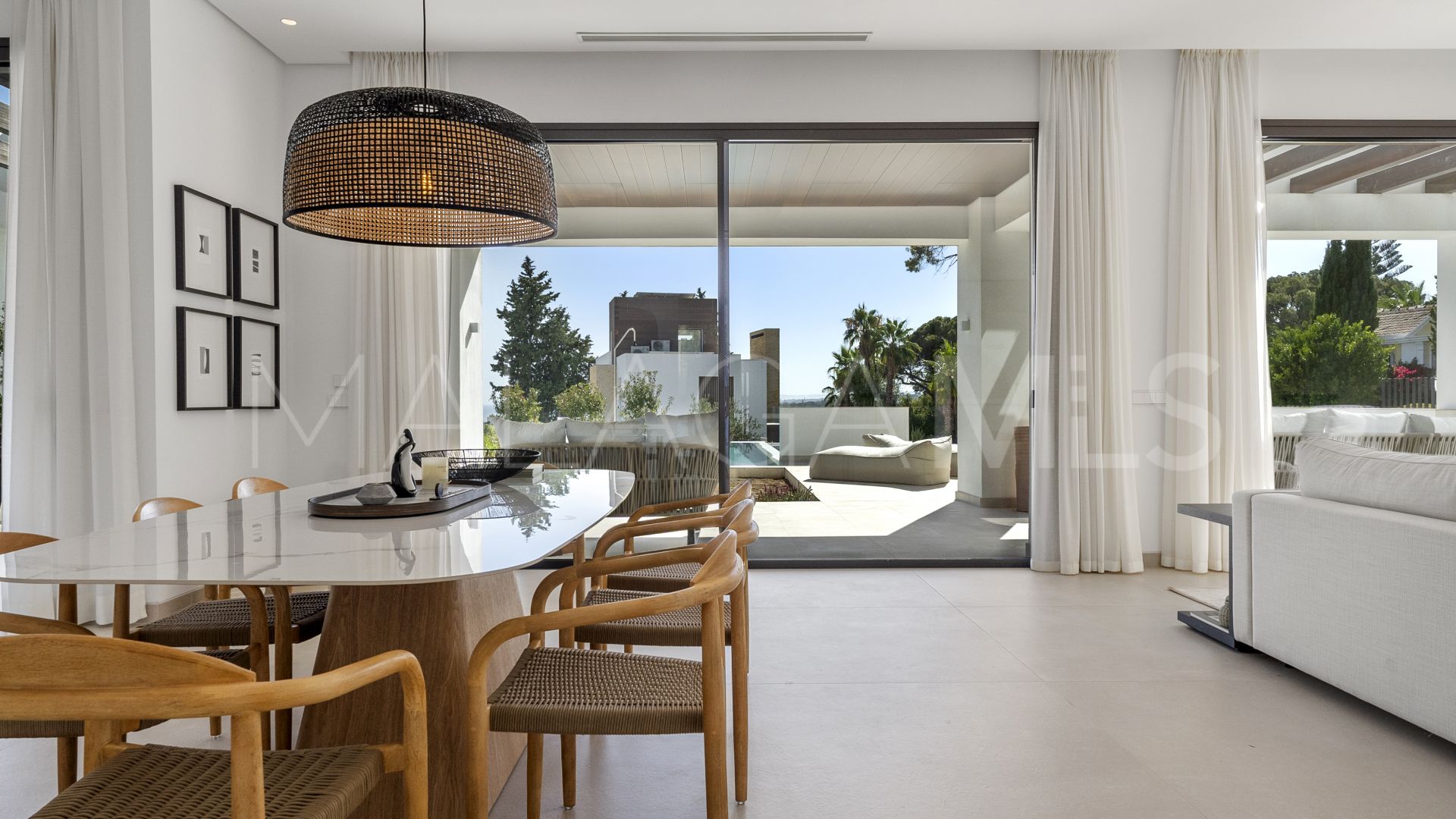 Villa with 4 bedrooms for sale in Marbella Golden Mile