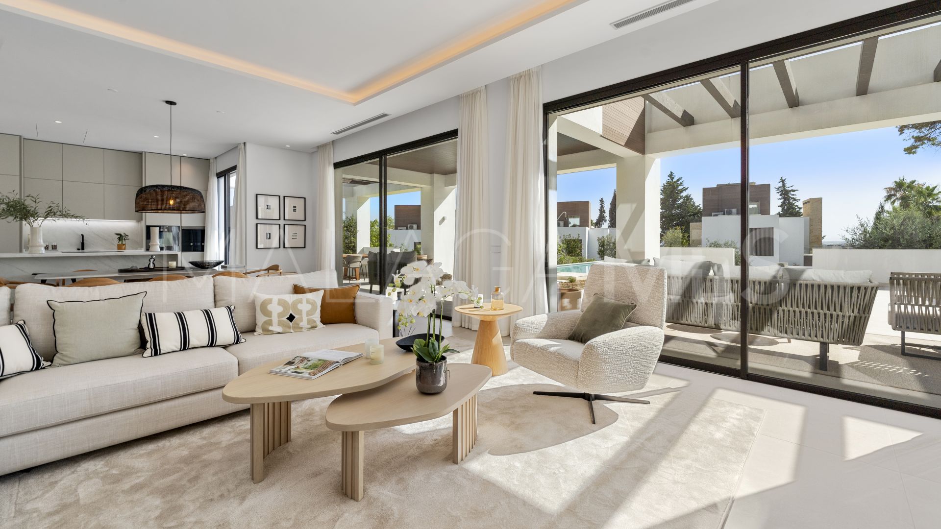 Villa with 4 bedrooms for sale in Marbella Golden Mile