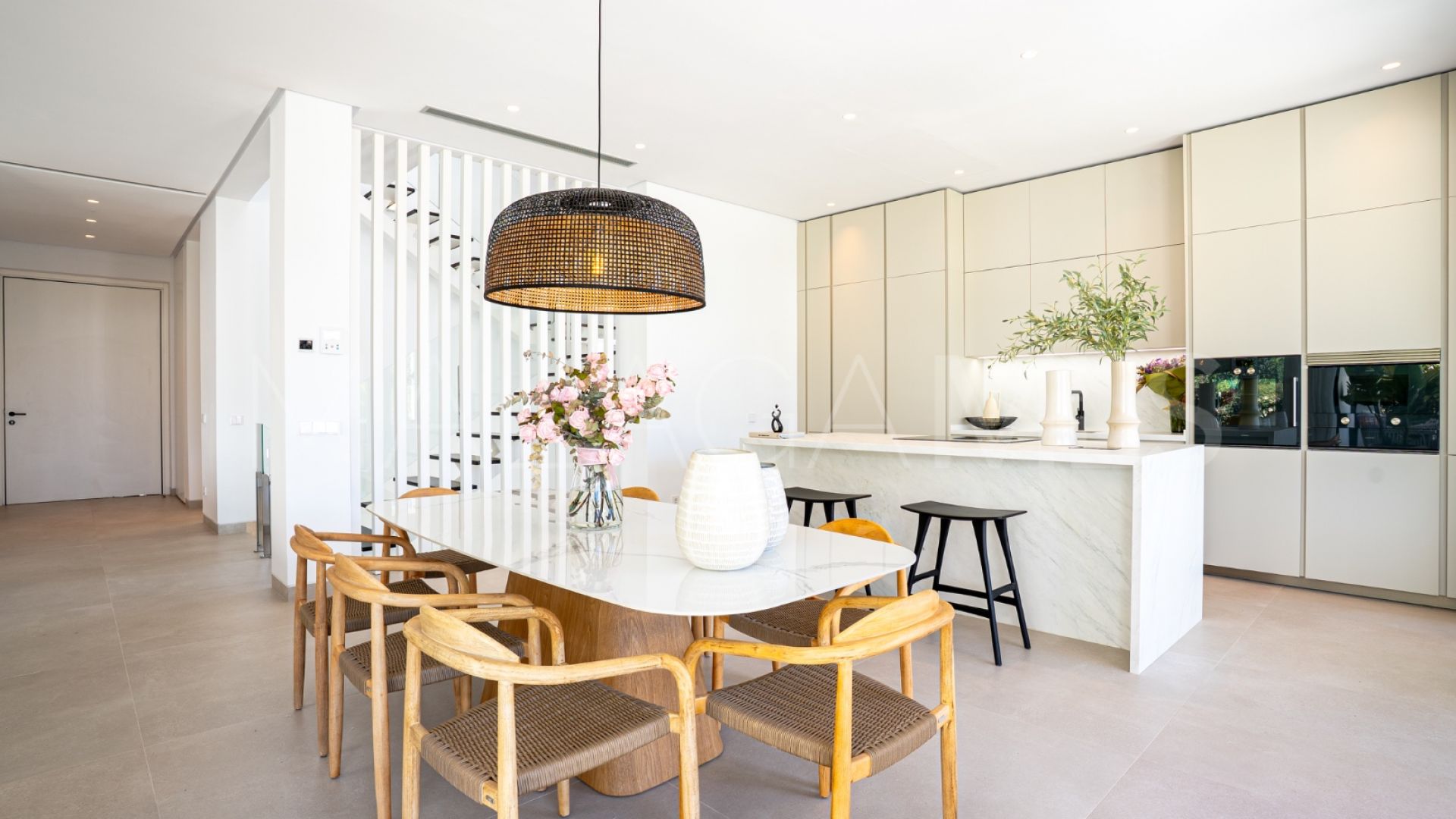 Villa for sale in Marbella Golden Mile with 4 bedrooms