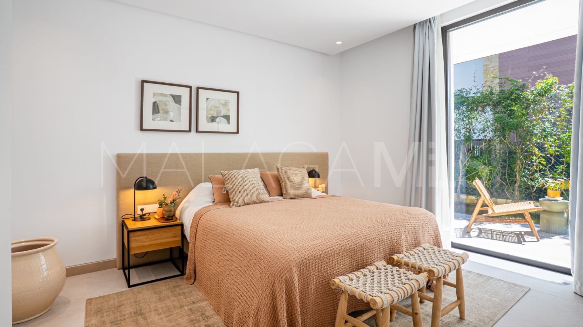 Villa for sale in Marbella Golden Mile with 4 bedrooms