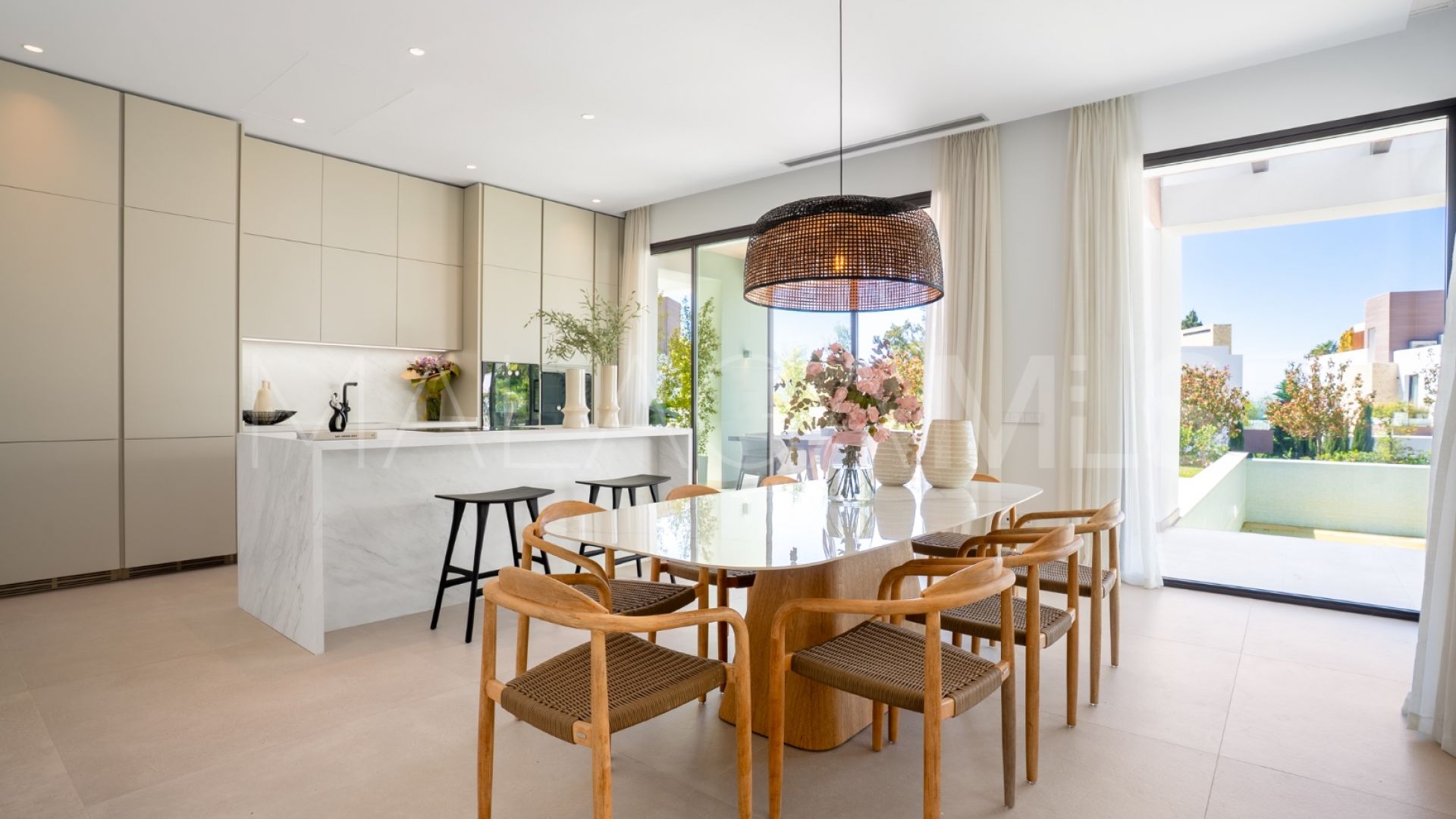 Villa for sale in Marbella Golden Mile with 4 bedrooms