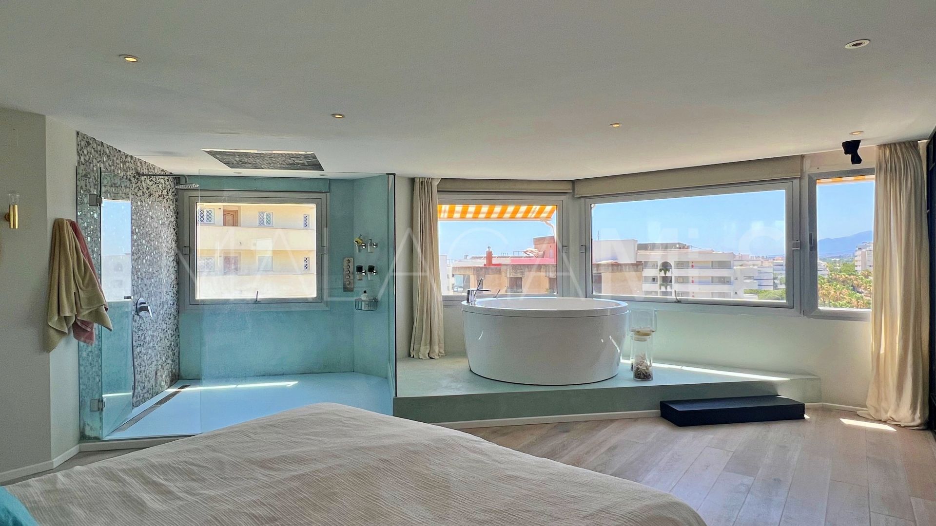 3 bedrooms Marbella City duplex penthouse for sale