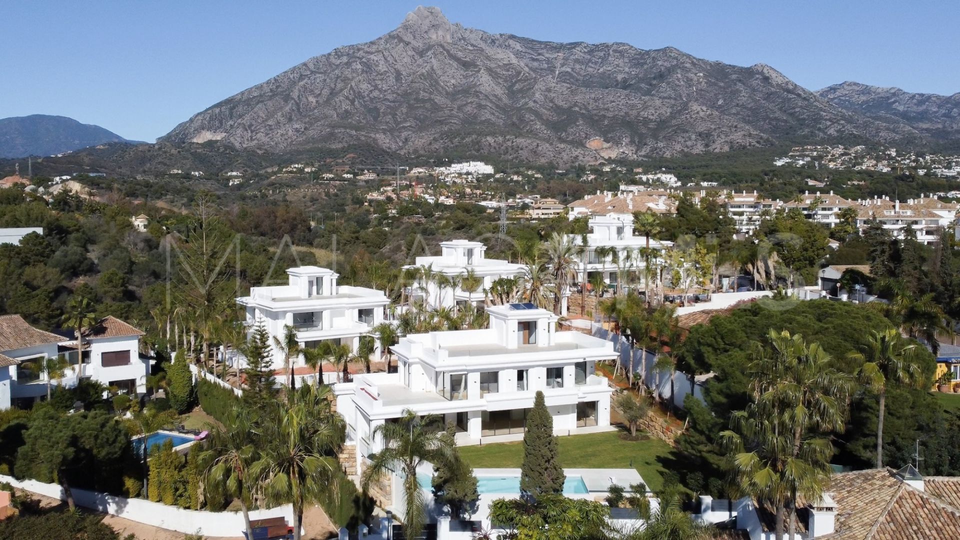 Villa for sale in Las Lomas del Marbella Club with 6 bedrooms