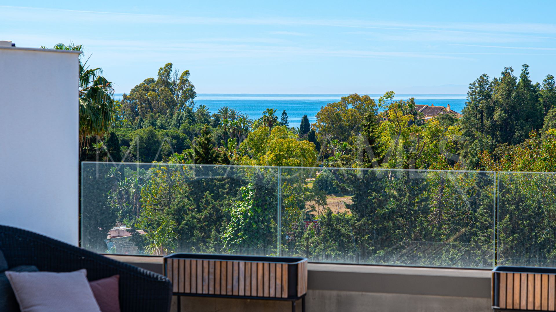 Duplex penthouse in Nueva Andalucia for sale