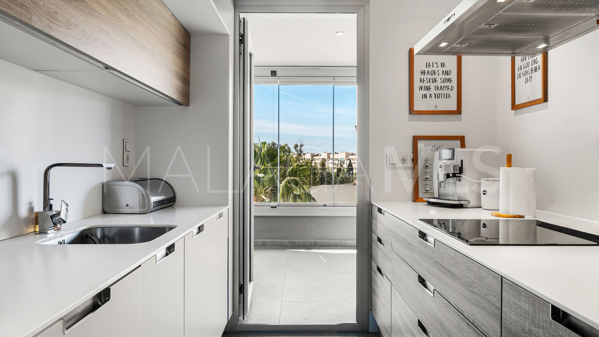 Duplex penthouse in Nueva Andalucia for sale