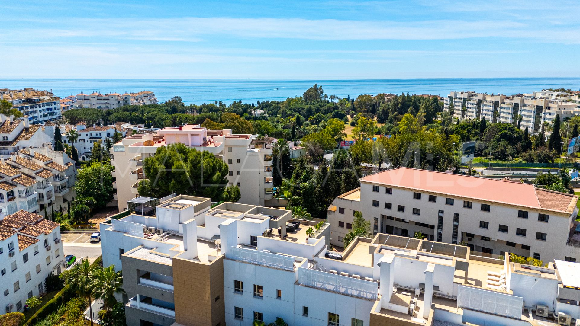 Duplex penthouse in Nueva Andalucia for sale