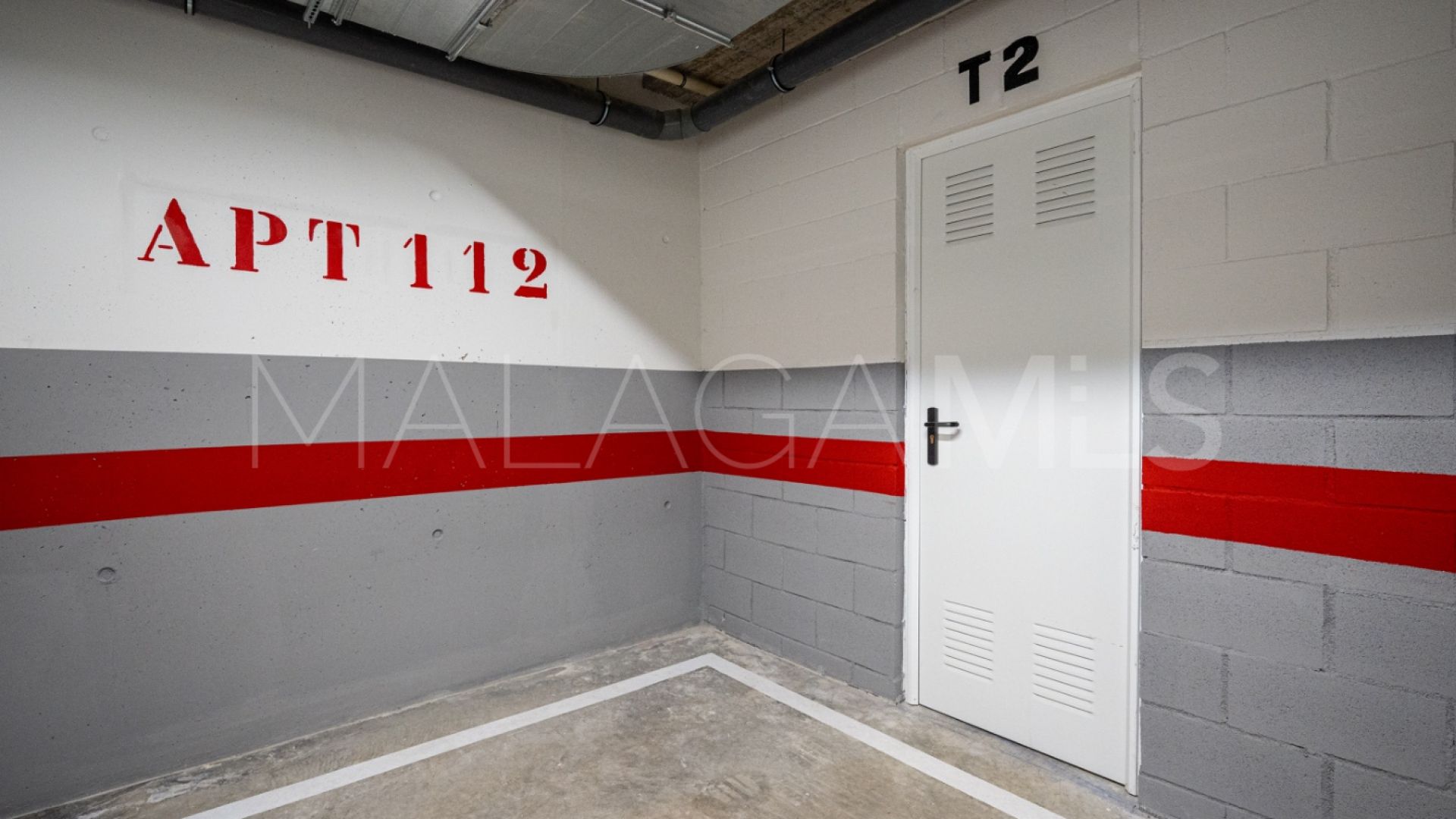 Lägenhet for sale in Estepona Golf