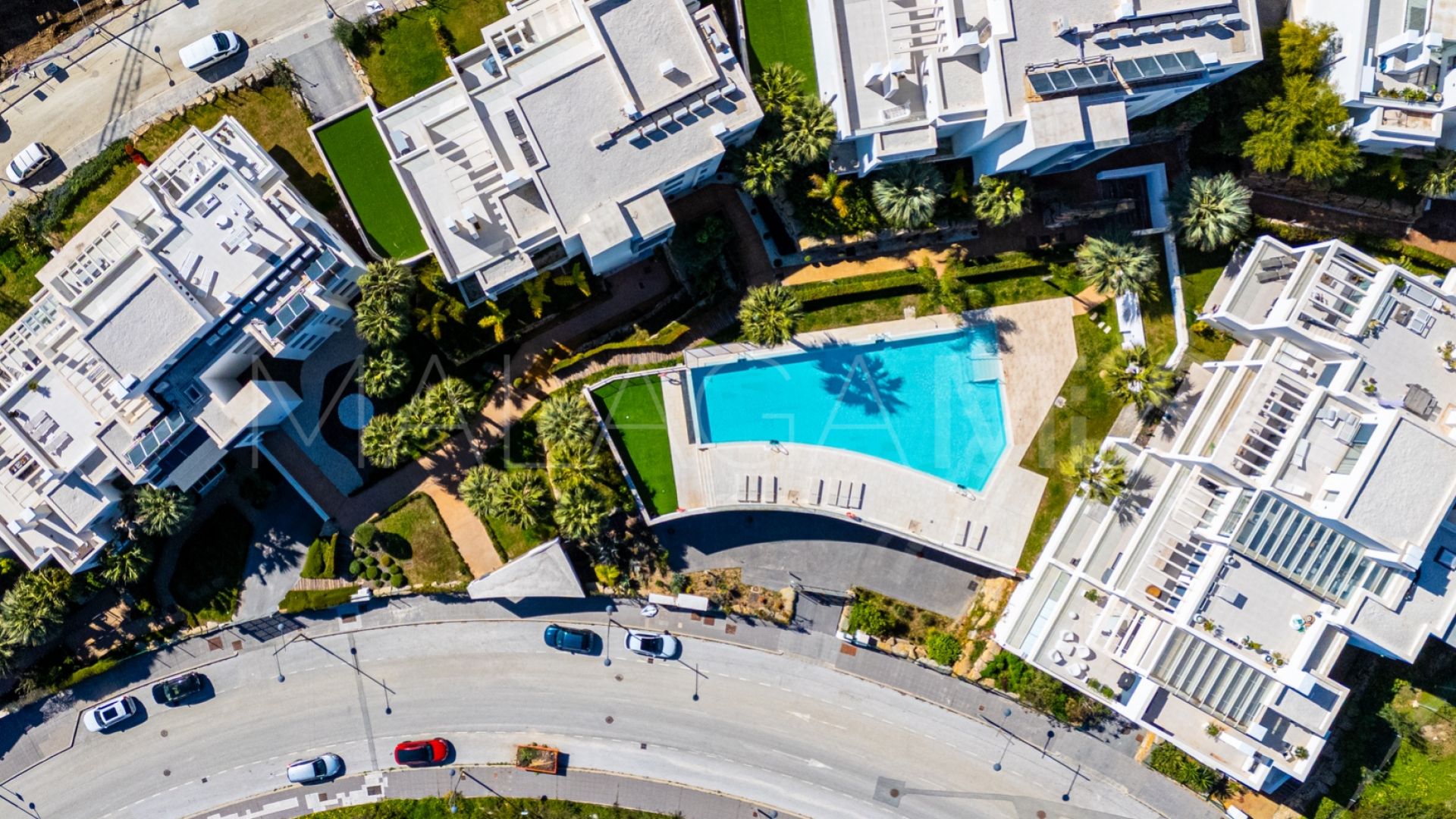 Lägenhet for sale in Estepona Golf