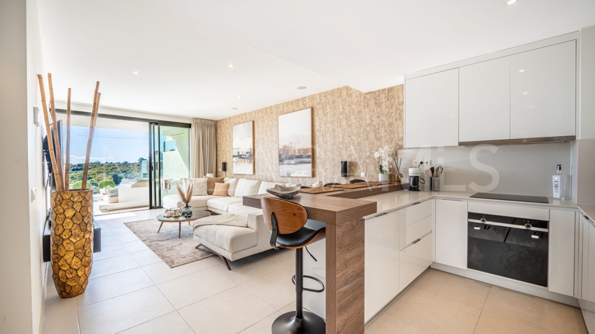 Lägenhet for sale in Estepona Golf