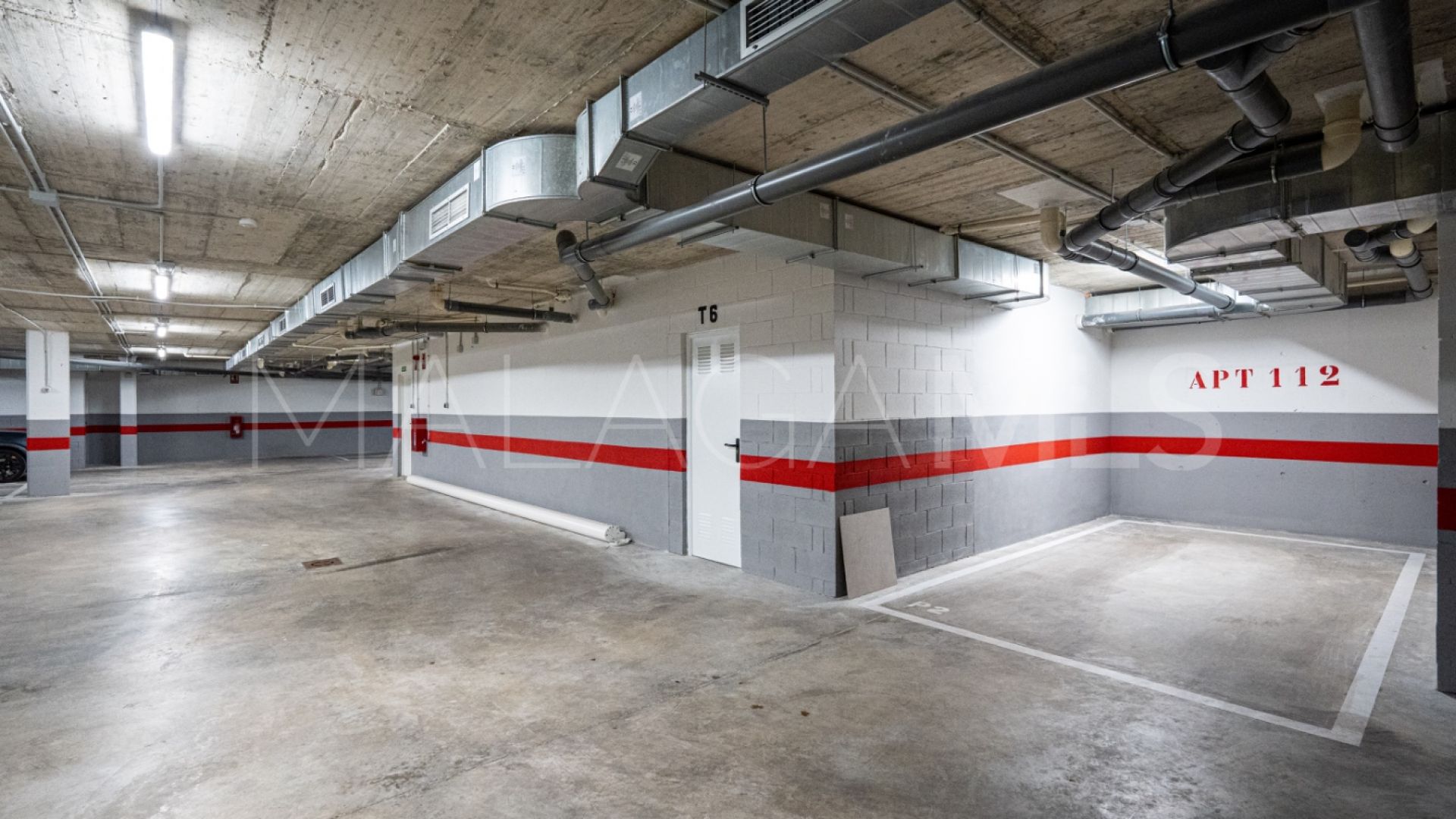 Lägenhet for sale in Estepona Golf