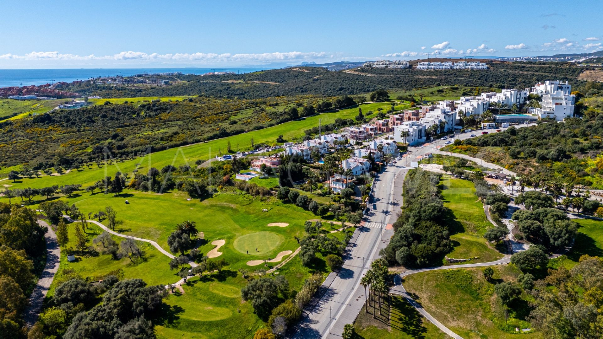 Lägenhet for sale in Estepona Golf