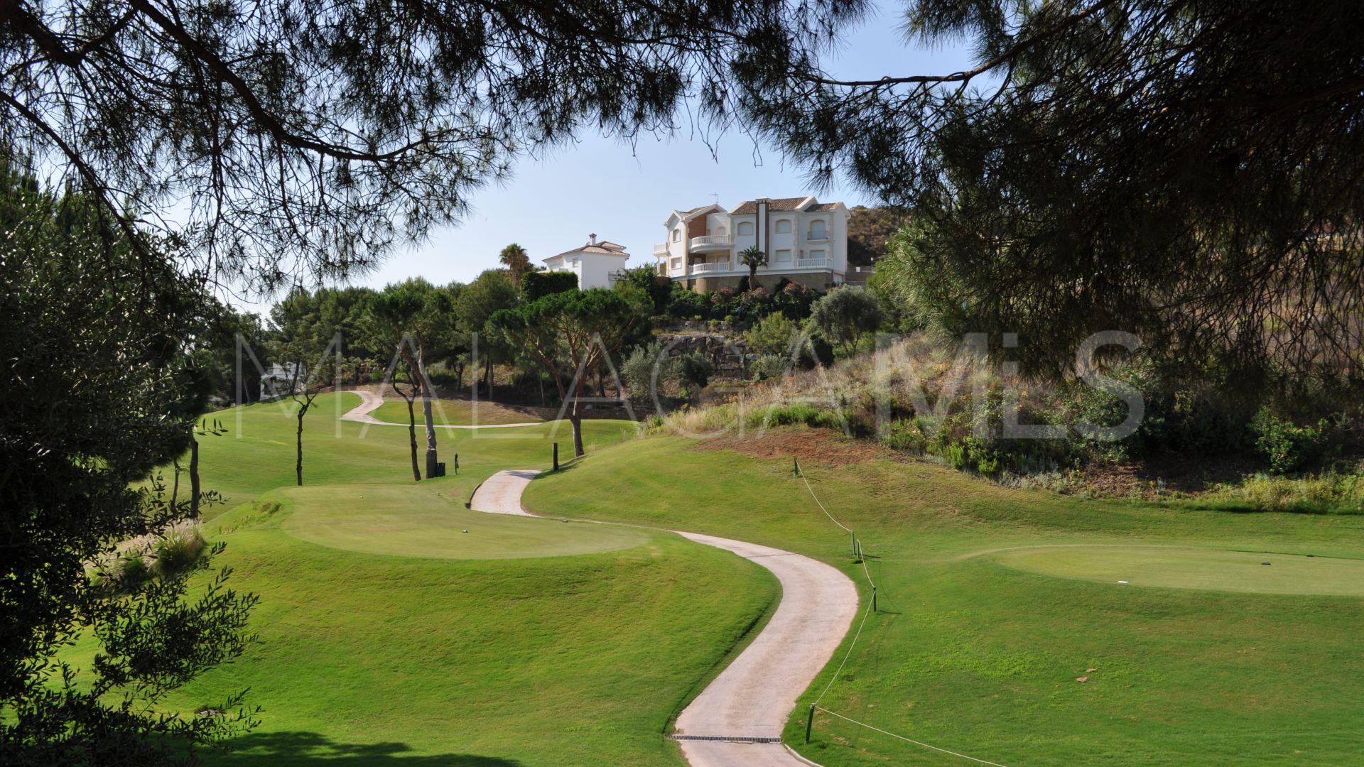 Buy villa with 3 bedrooms in Mijas Costa