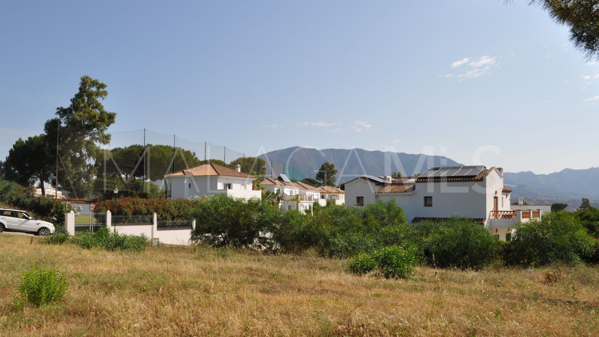 Buy villa with 3 bedrooms in Mijas Costa