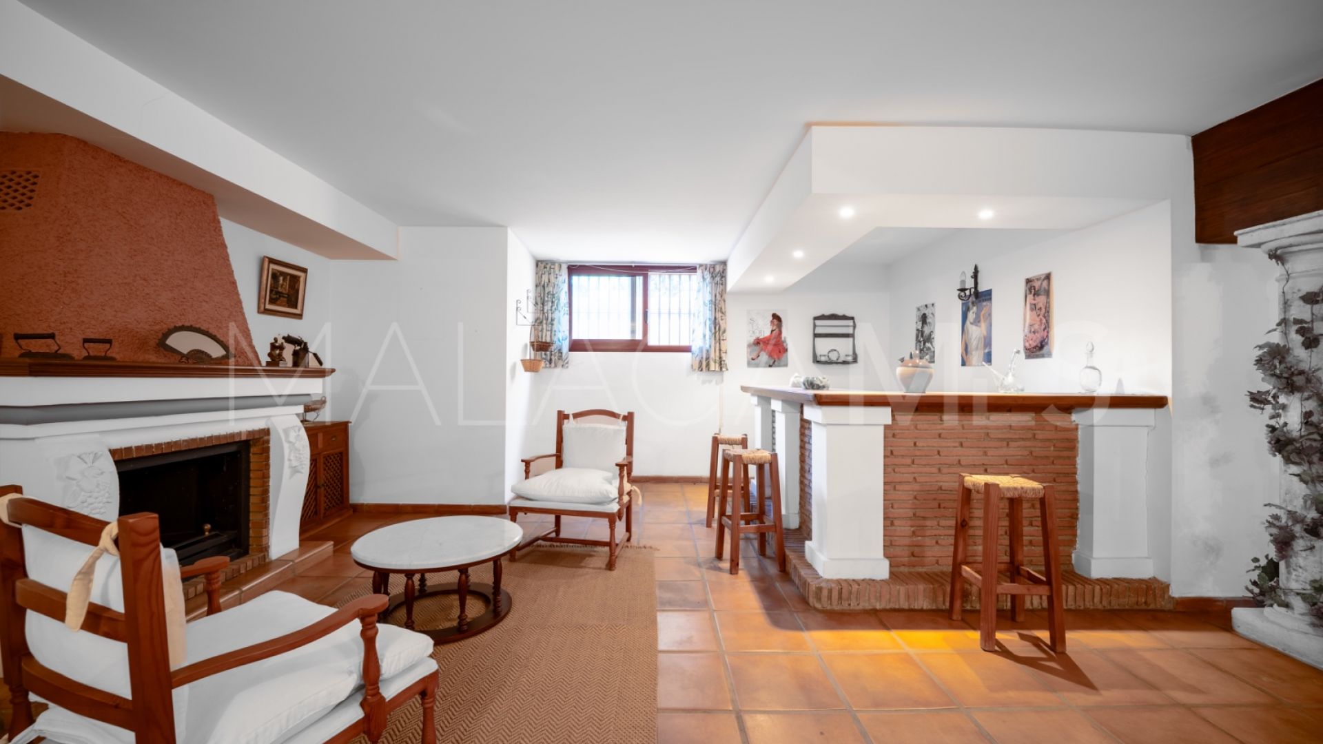 For sale 4 bedrooms villa in Altos Reales
