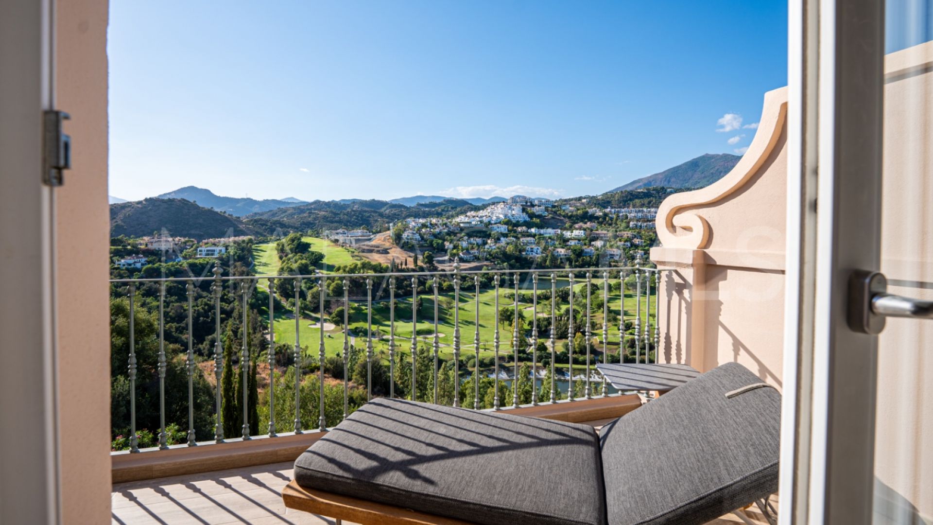 Maison de ville for sale in Benahavis