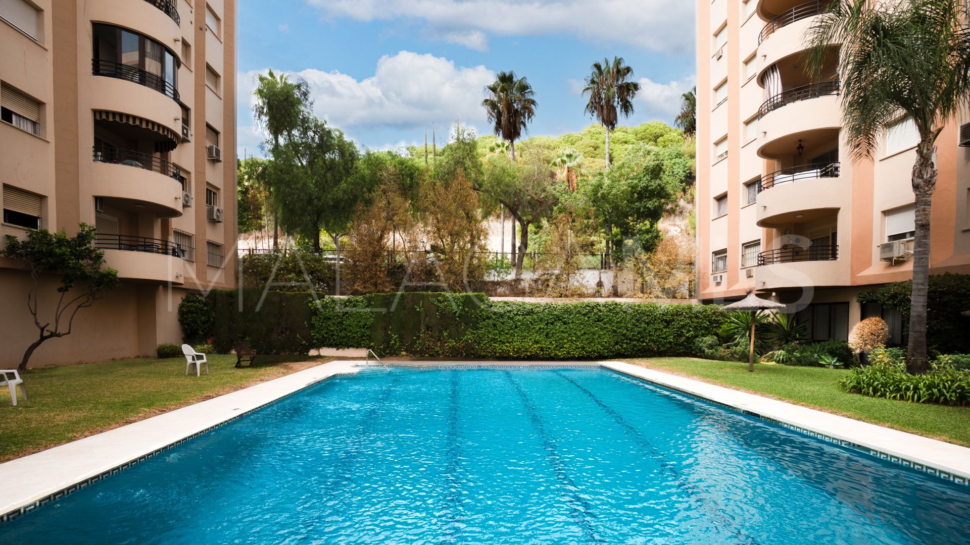 Lägenhet for sale in Marbella City