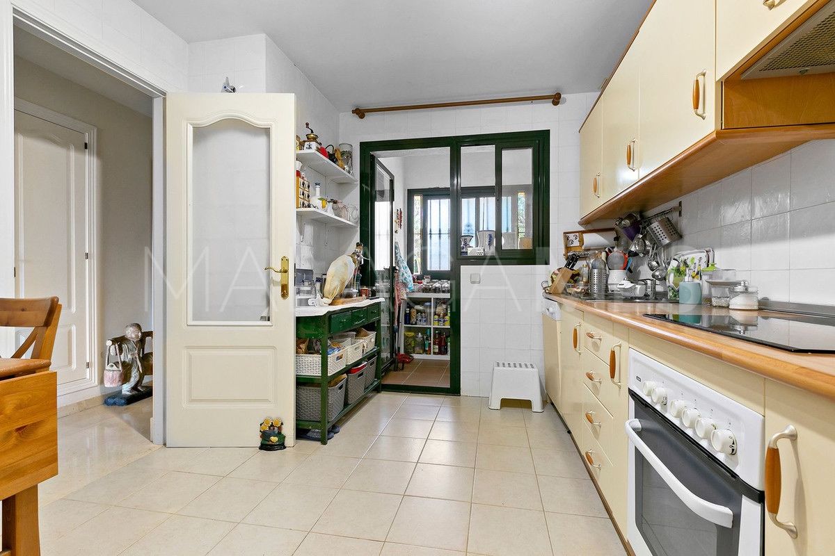 Apartamento de 2 bedrooms for sale in Guadalmina Alta