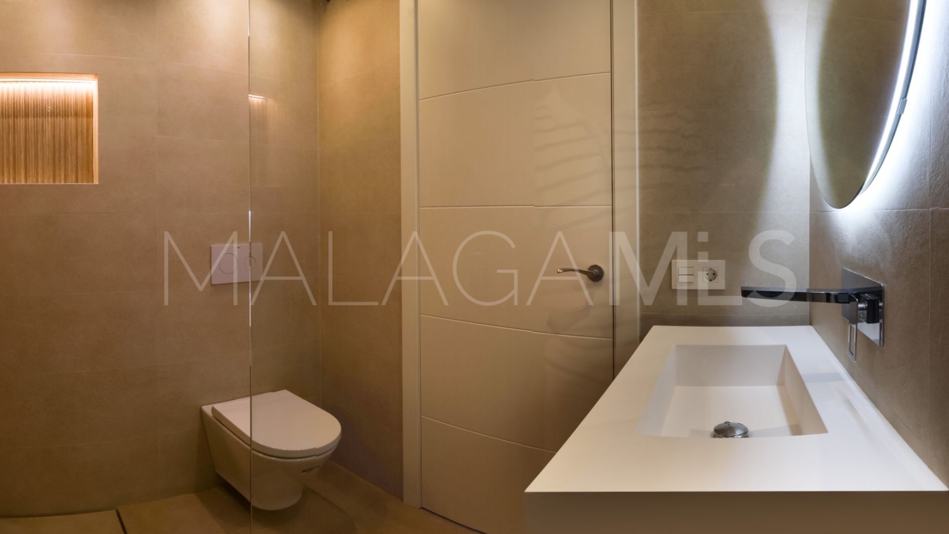 Wohnung for sale in Nueva Andalucia