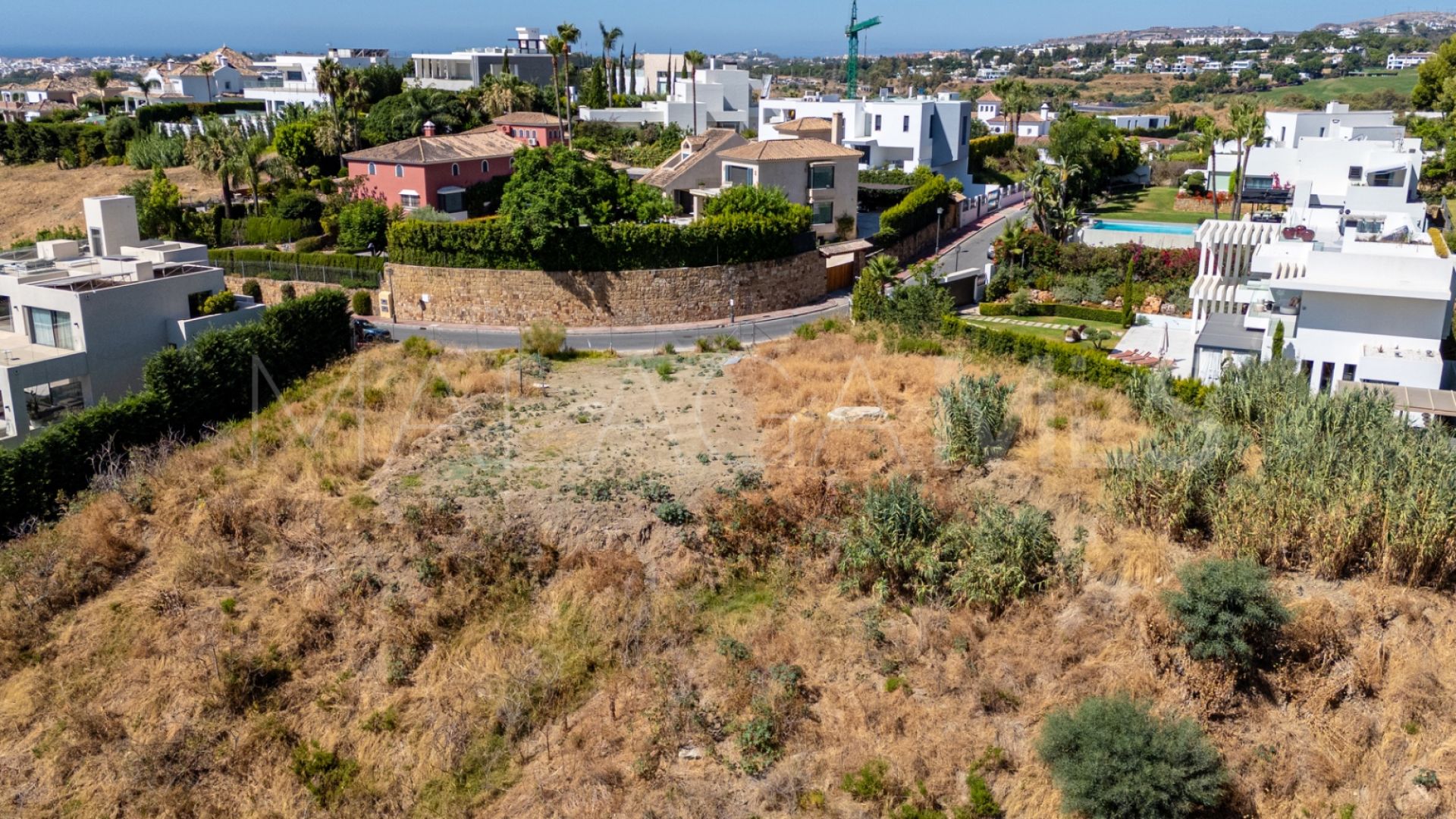 Tomt for sale in Nueva Andalucia