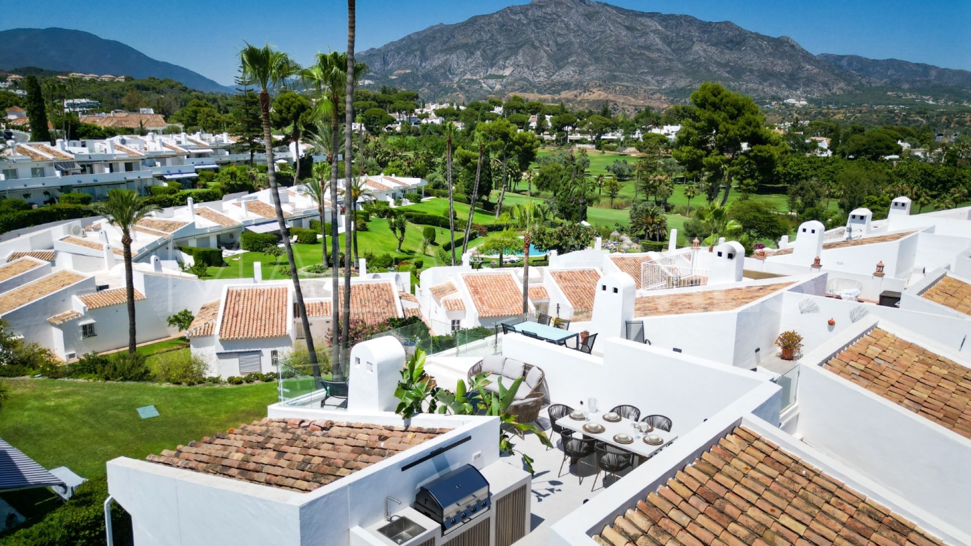 Tvåvånings takvåning for sale in Nueva Andalucia