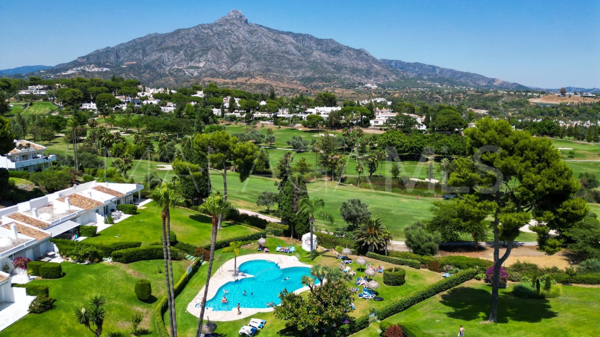 Tvåvånings takvåning for sale in Nueva Andalucia