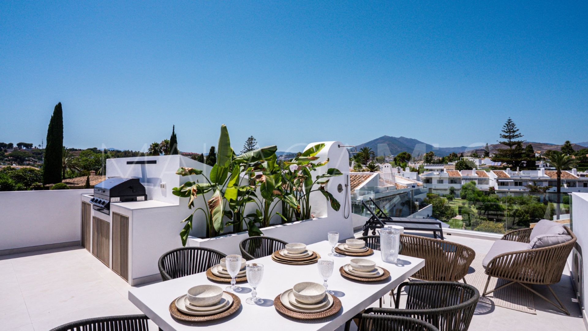Tvåvånings takvåning for sale in Nueva Andalucia