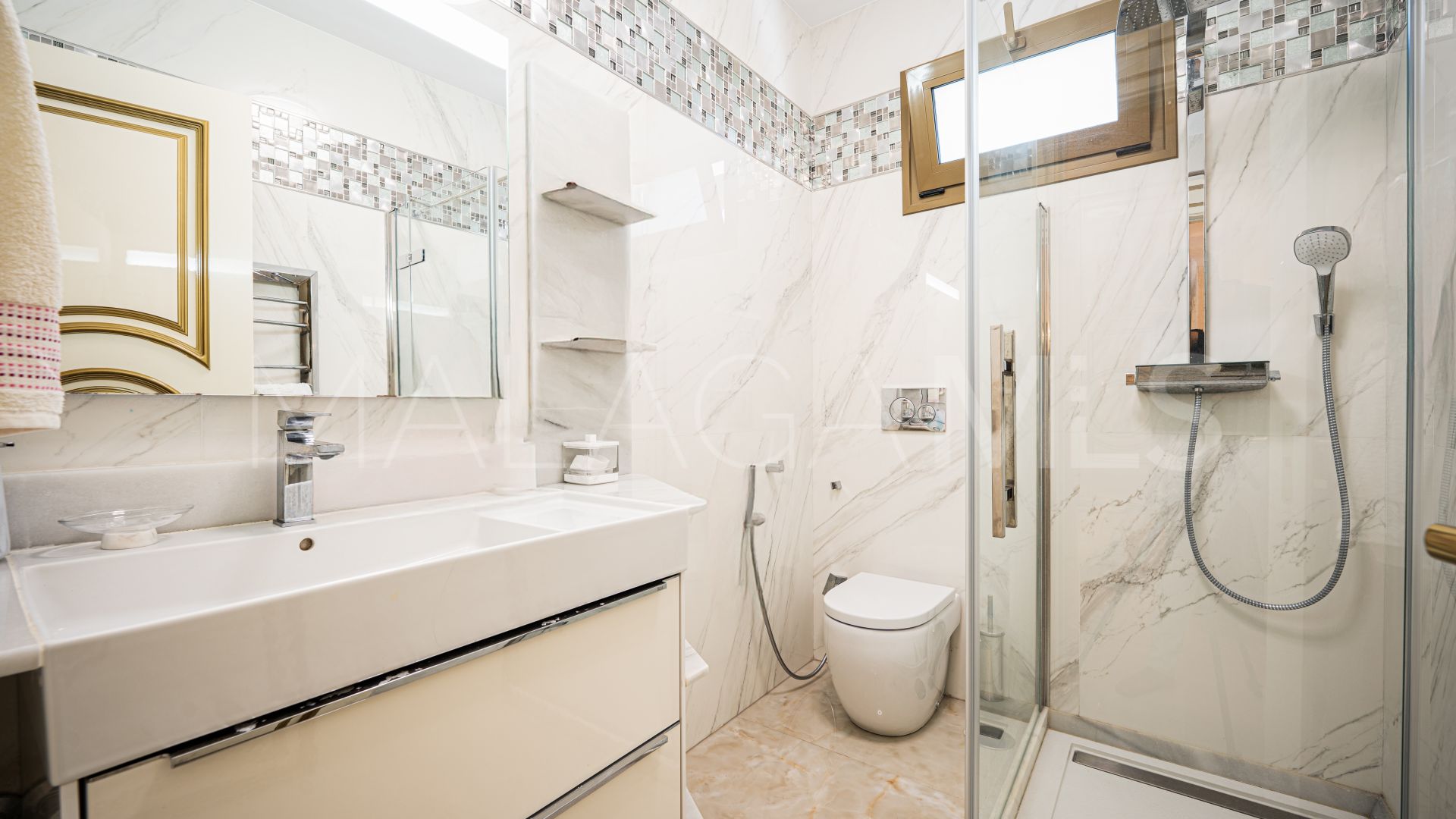 Villa for sale in Marbella Ciudad with 4 bedrooms