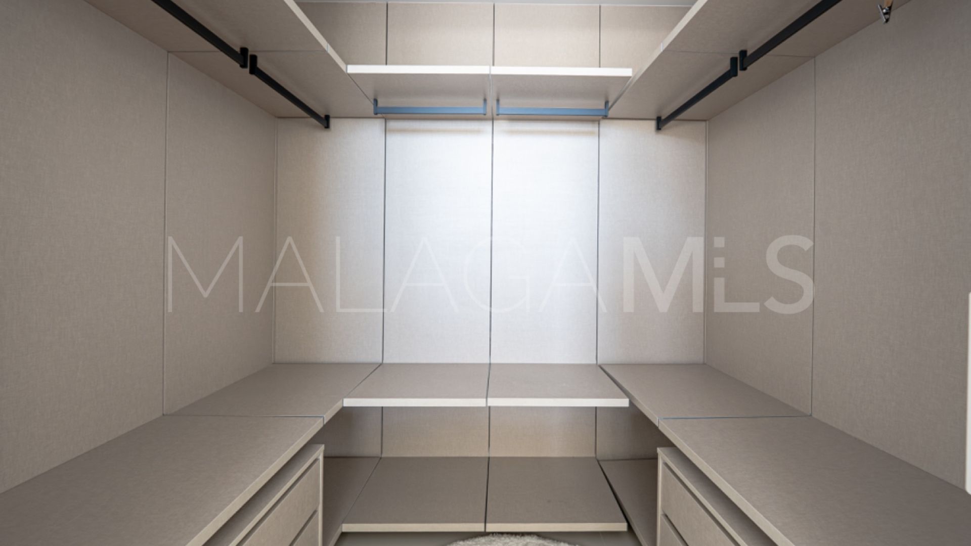 Apartamento planta baja for sale de 3 bedrooms in El Higueron