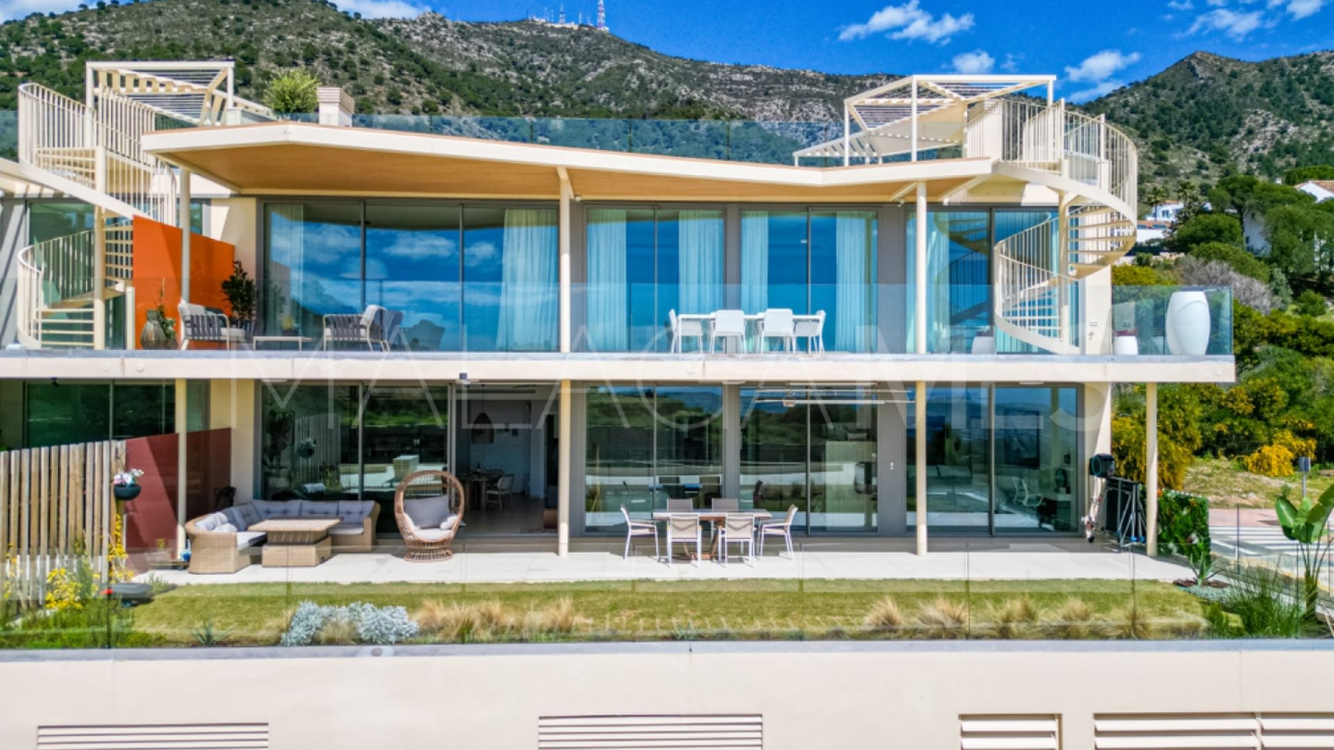Apartamento planta baja for sale de 3 bedrooms in El Higueron