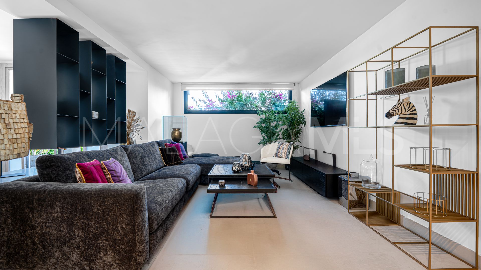 Villa for sale in Nueva Andalucia