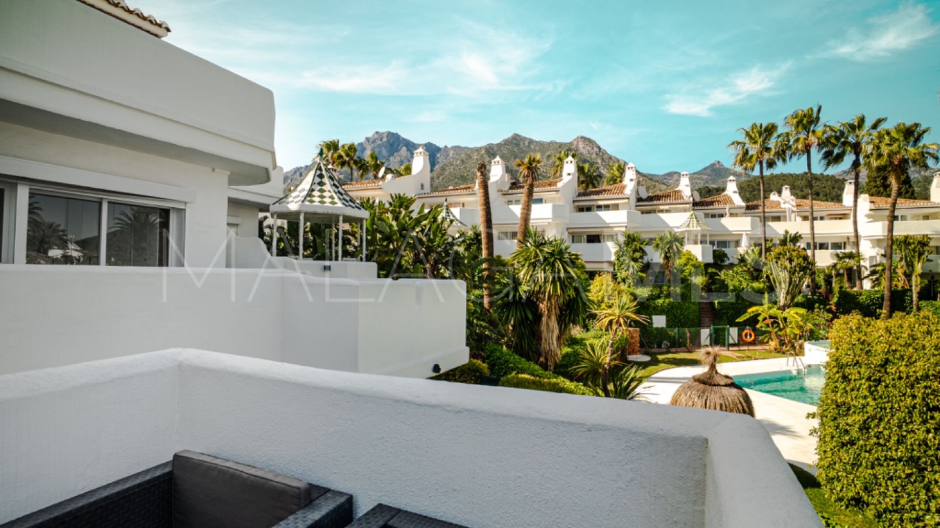 Radhus for sale in Sierra Blanca