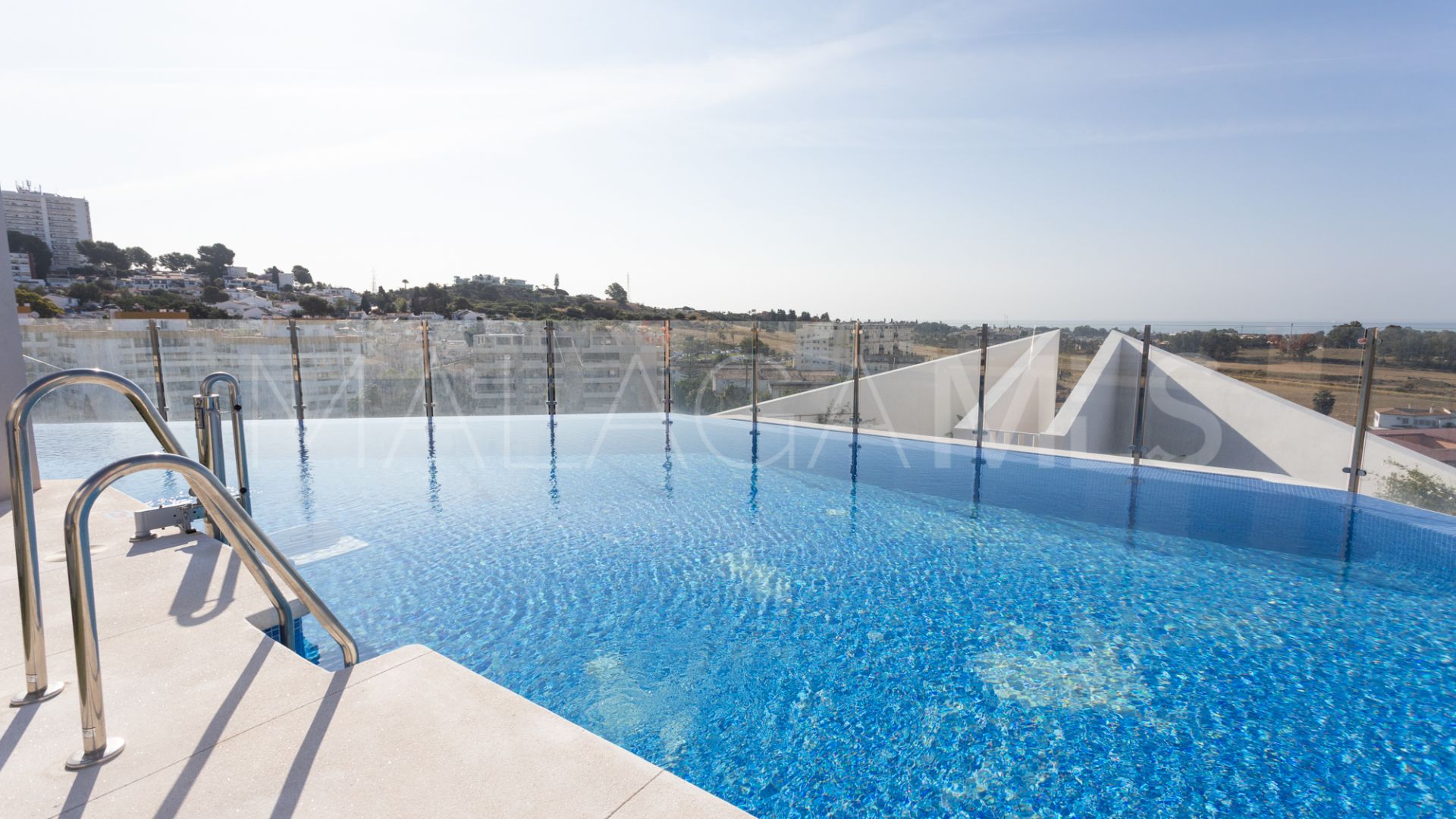Lägenhet for sale in Nueva Andalucia