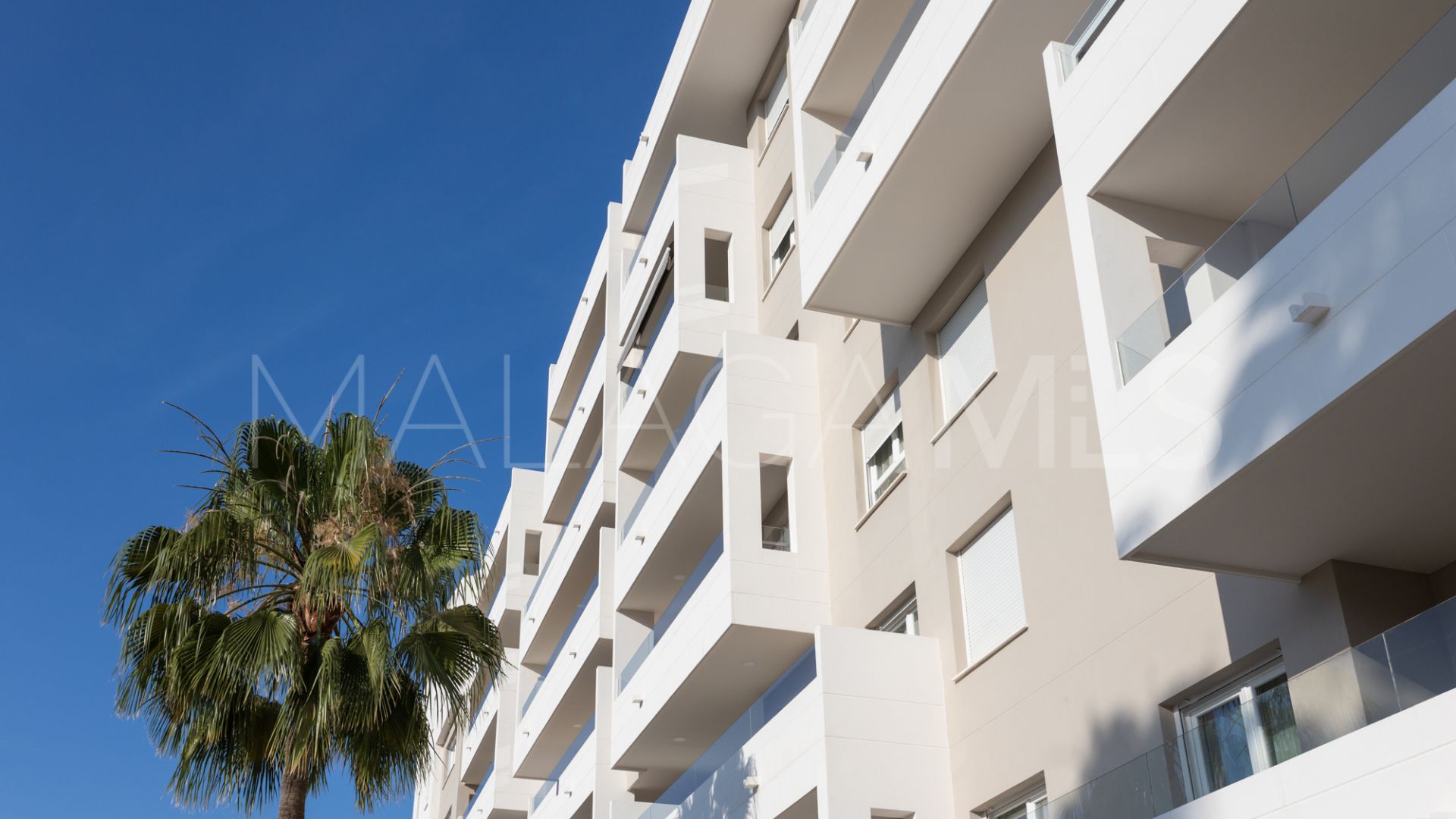 Lägenhet for sale in Nueva Andalucia