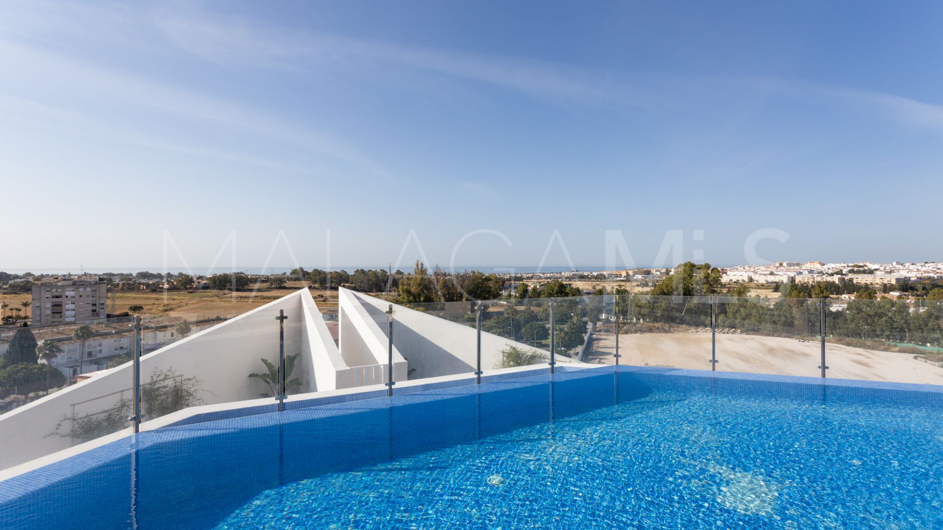 Lägenhet for sale in Nueva Andalucia