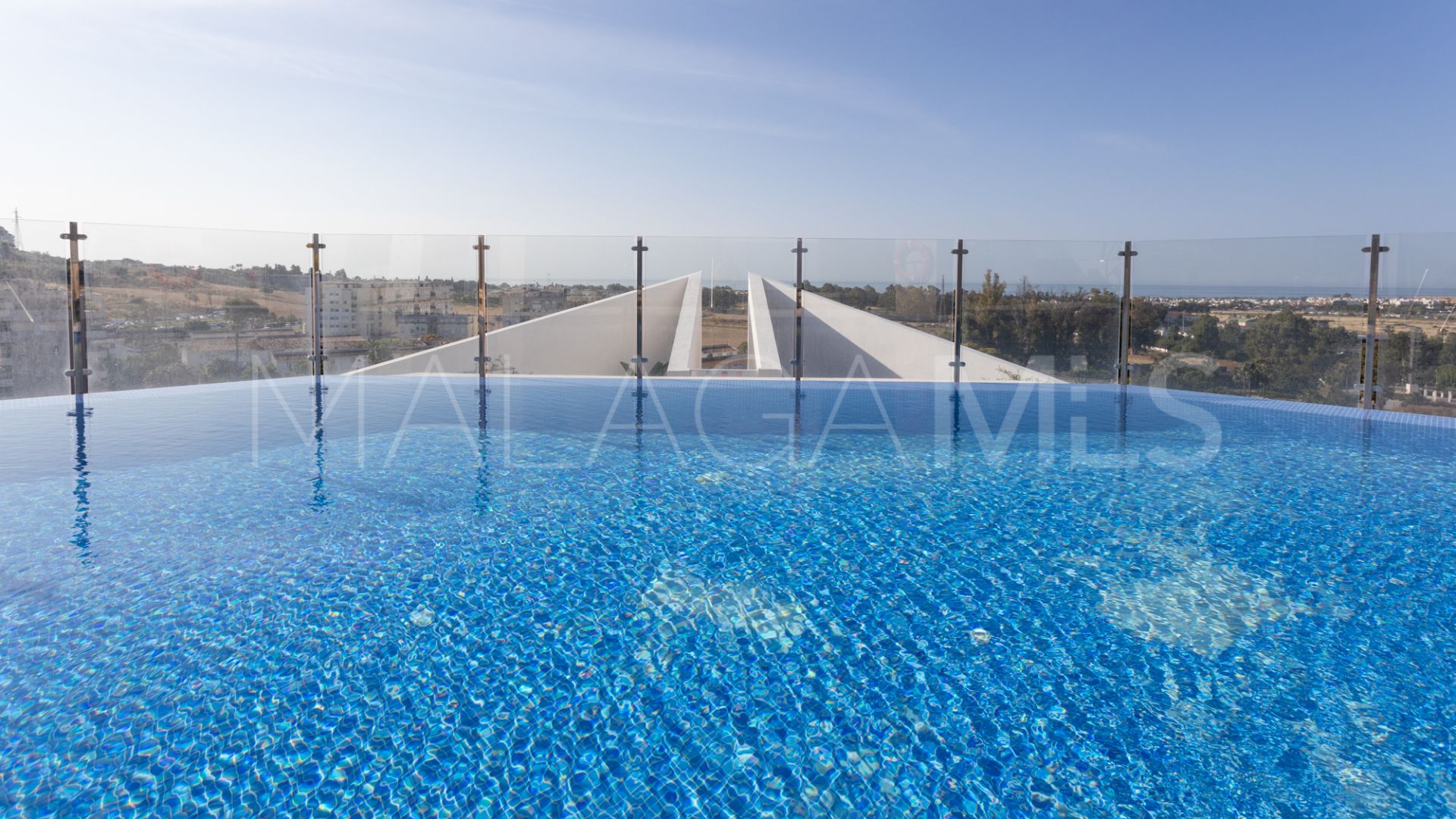 Lägenhet for sale in Nueva Andalucia