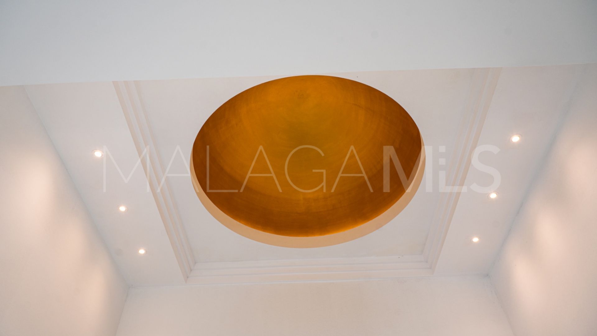 4 bedrooms villa in Marbella East for sale