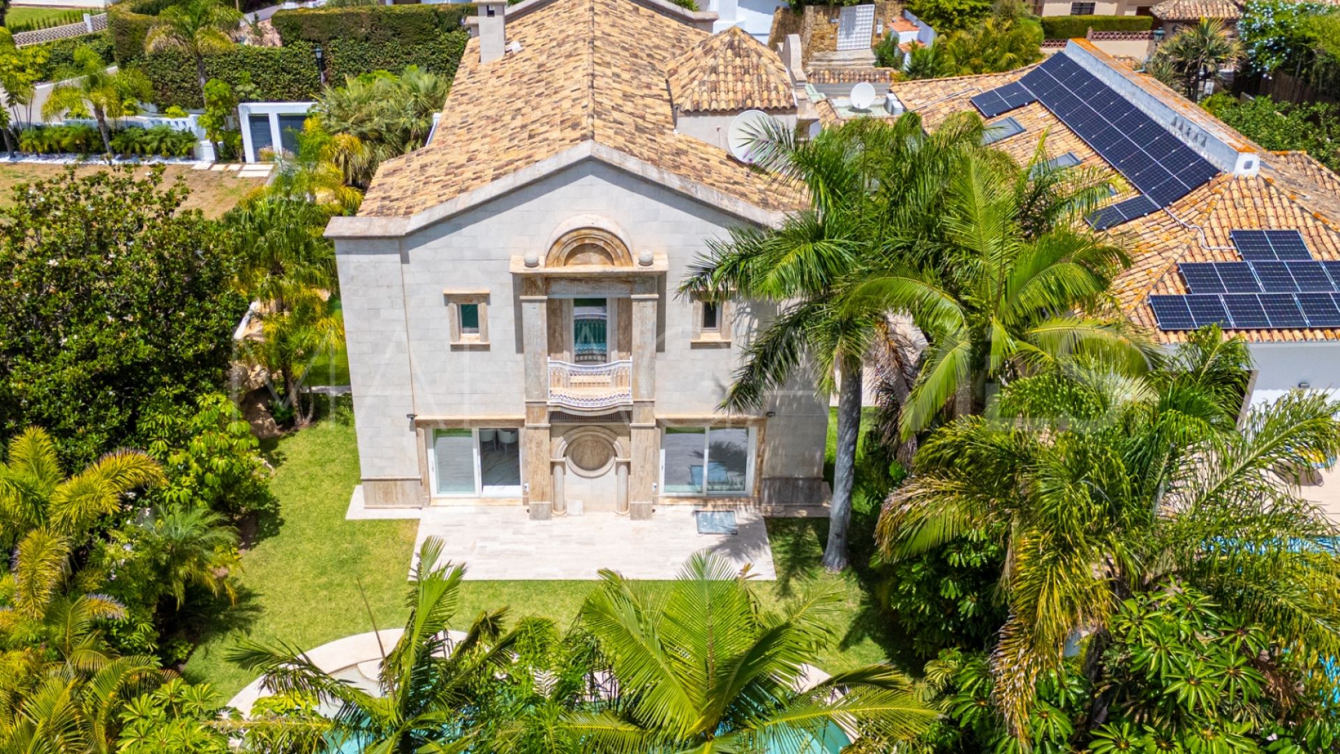 4 bedrooms villa in Marbella East for sale