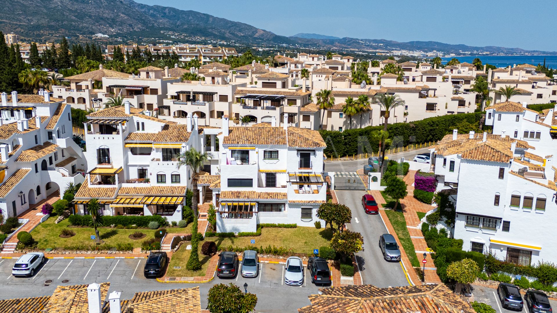 Wohnung for sale in Nueva Andalucia