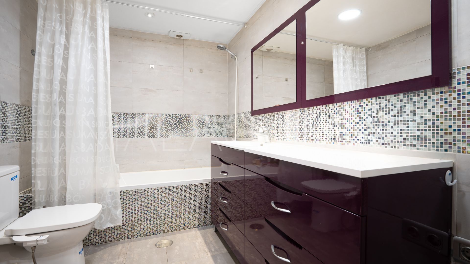 Wohnung for sale in Nueva Andalucia
