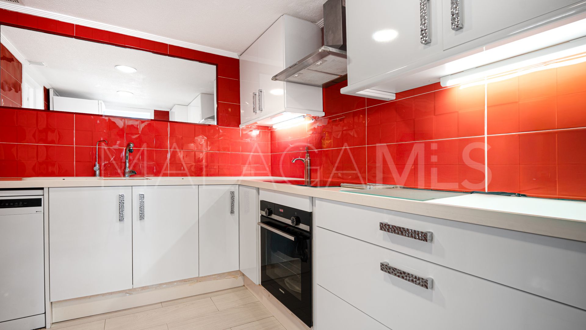 Wohnung for sale in Nueva Andalucia