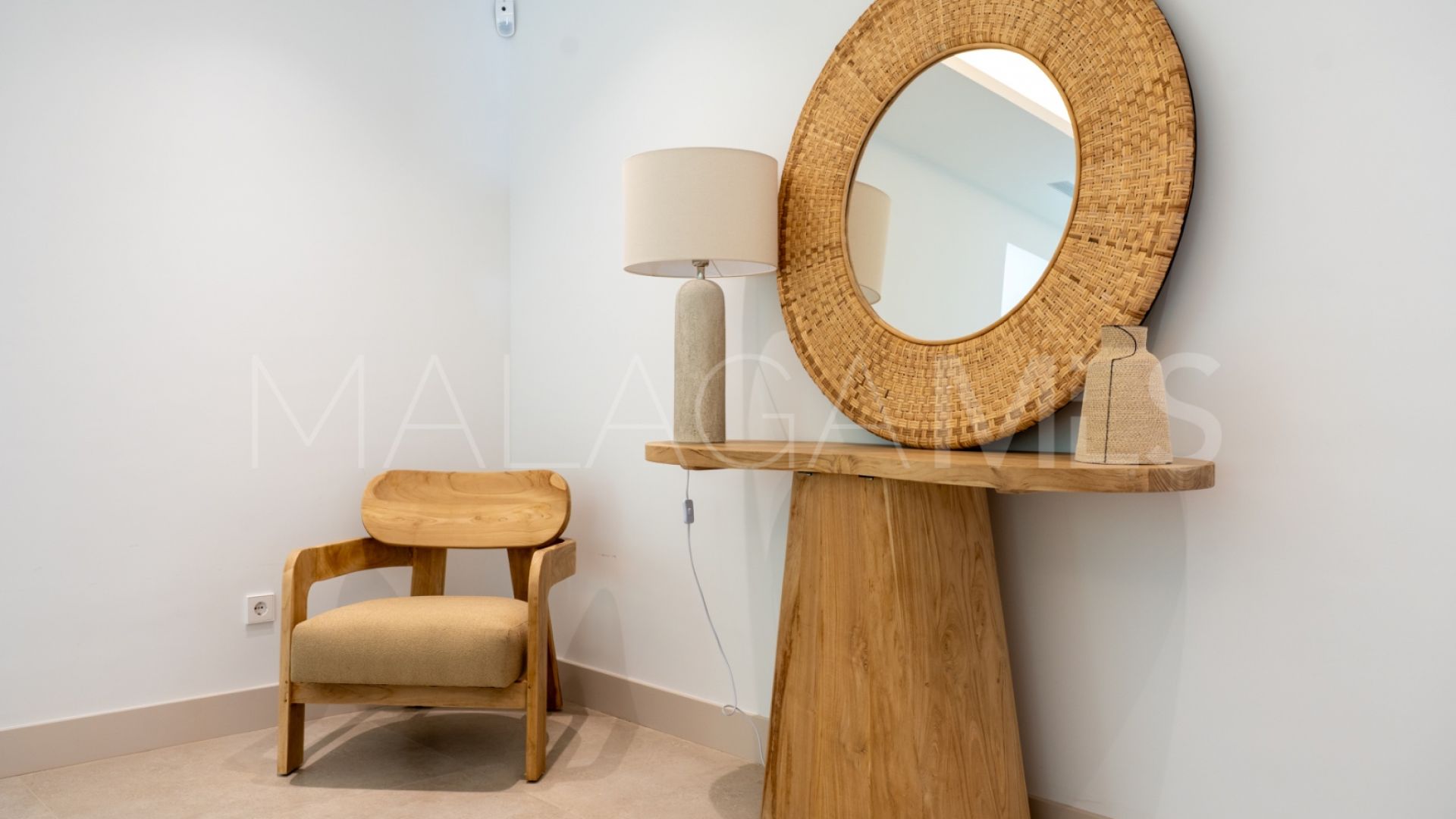 Villa for sale in Benahavis