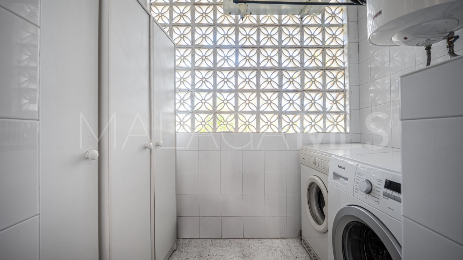 2 bedrooms Nueva Andalucia apartment for sale