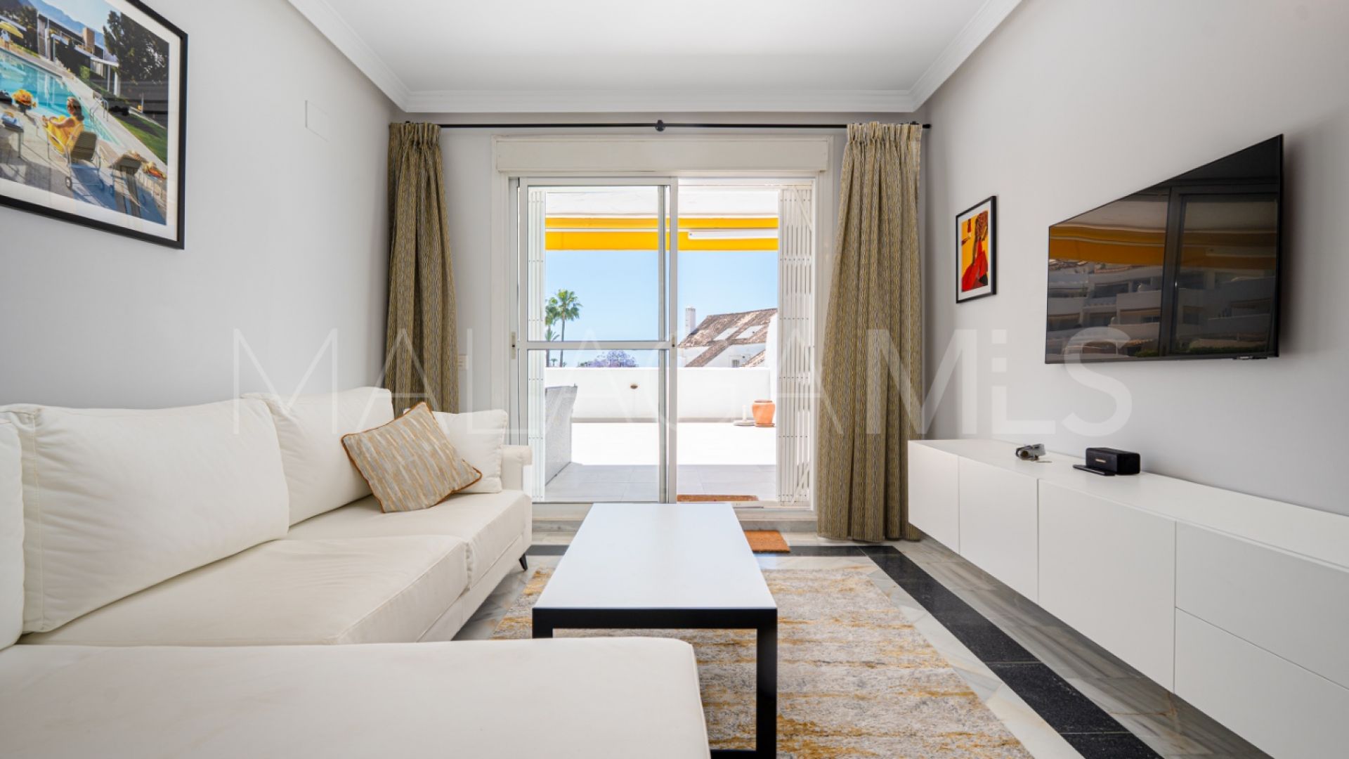 2 bedrooms Nueva Andalucia apartment for sale