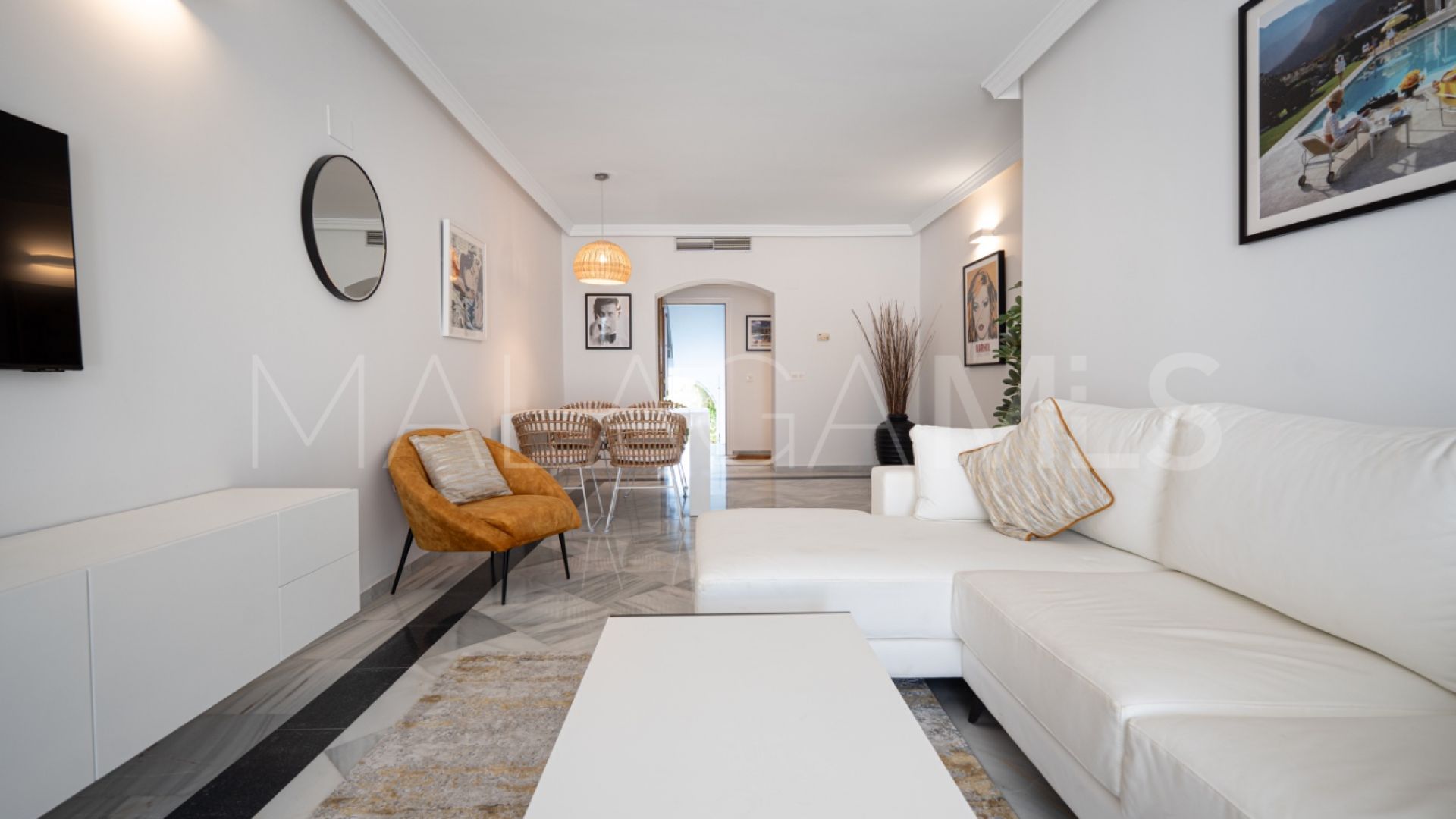 2 bedrooms Nueva Andalucia apartment for sale