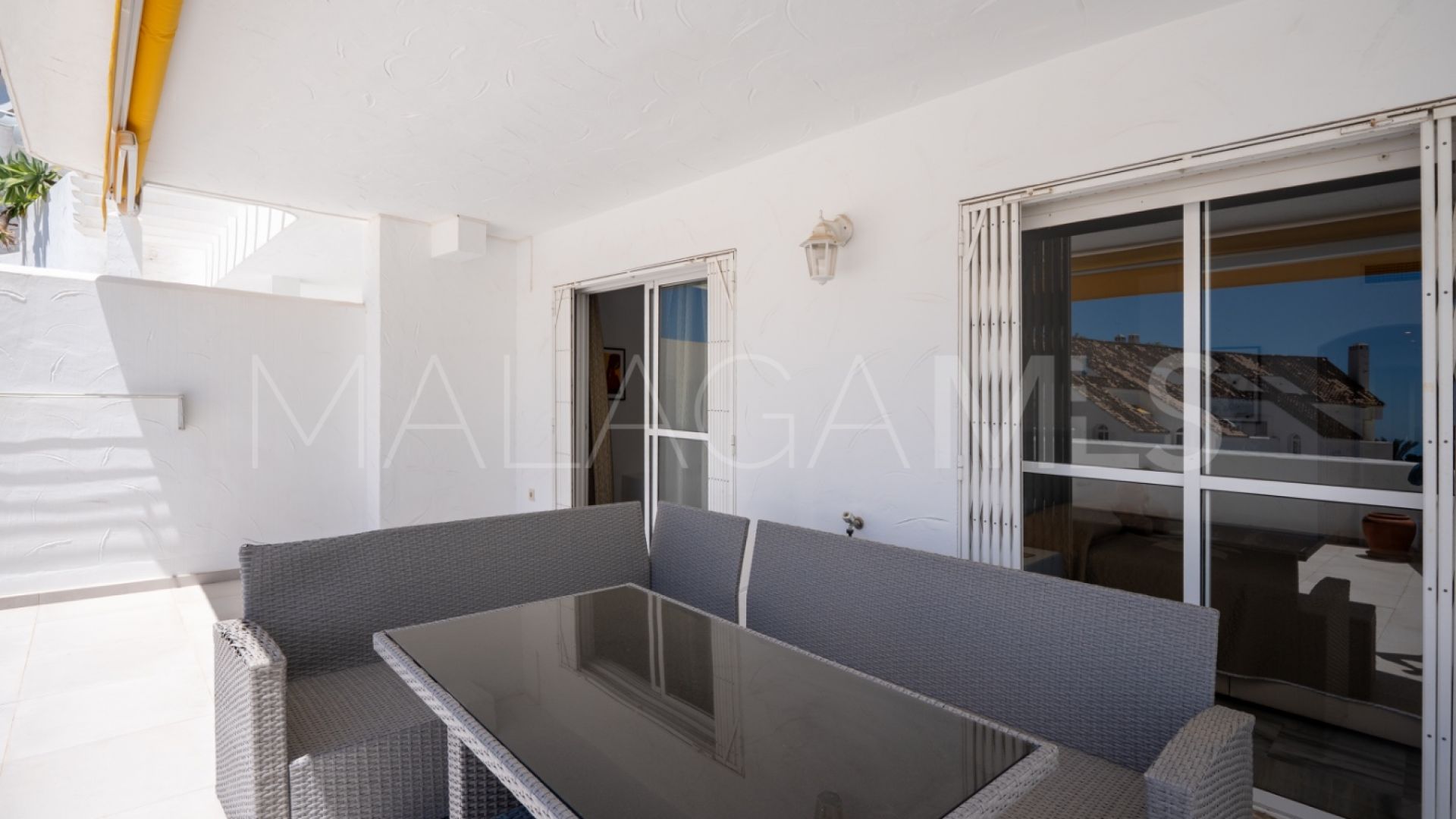 2 bedrooms Nueva Andalucia apartment for sale