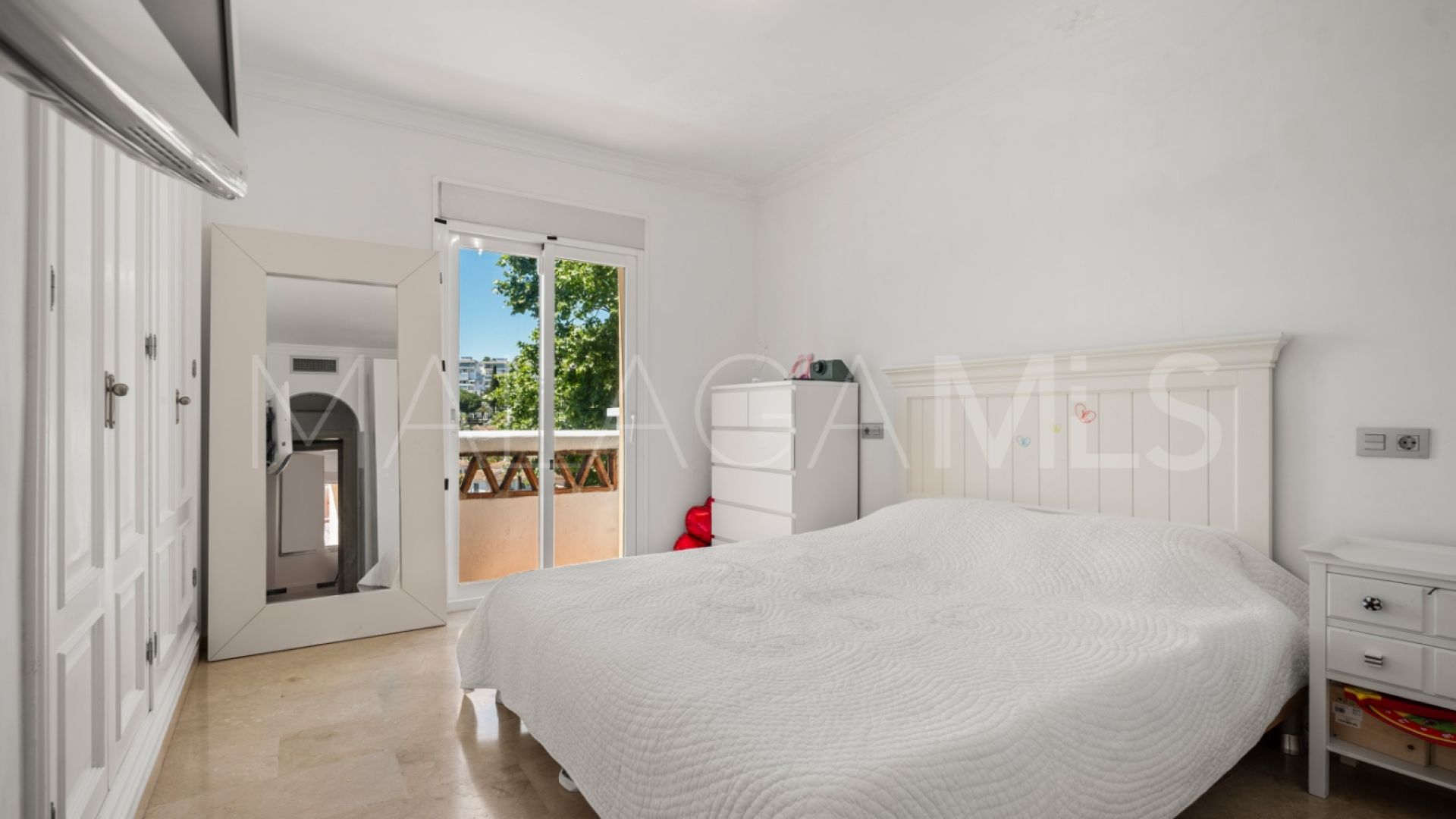 Reihenhaus for sale in Marbella - Puerto Banus