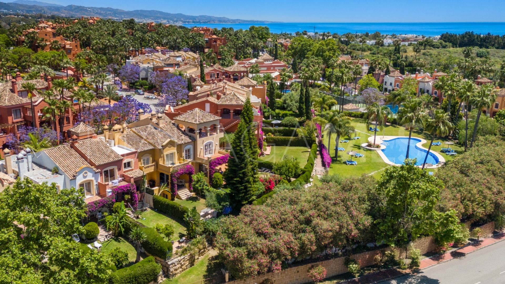 Reihenhaus for sale in Marbella - Puerto Banus