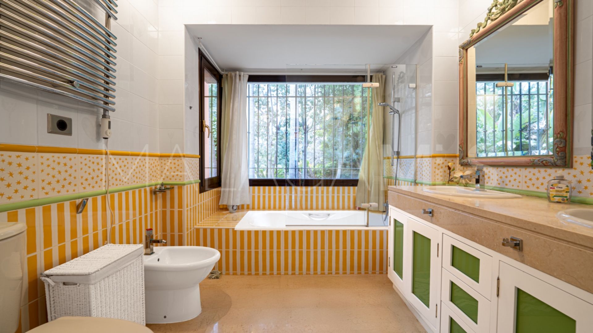 Villa for sale in Nagüeles