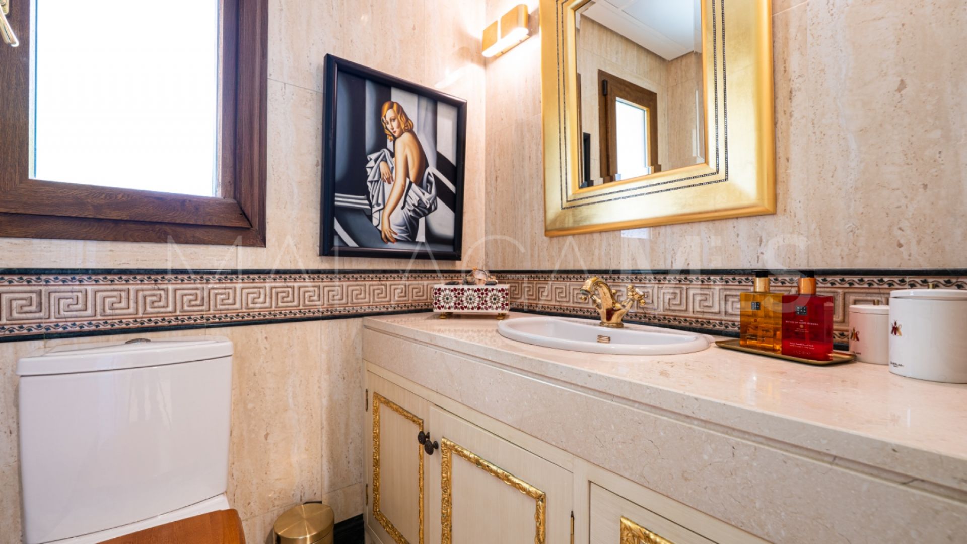 Villa for sale in Nagüeles