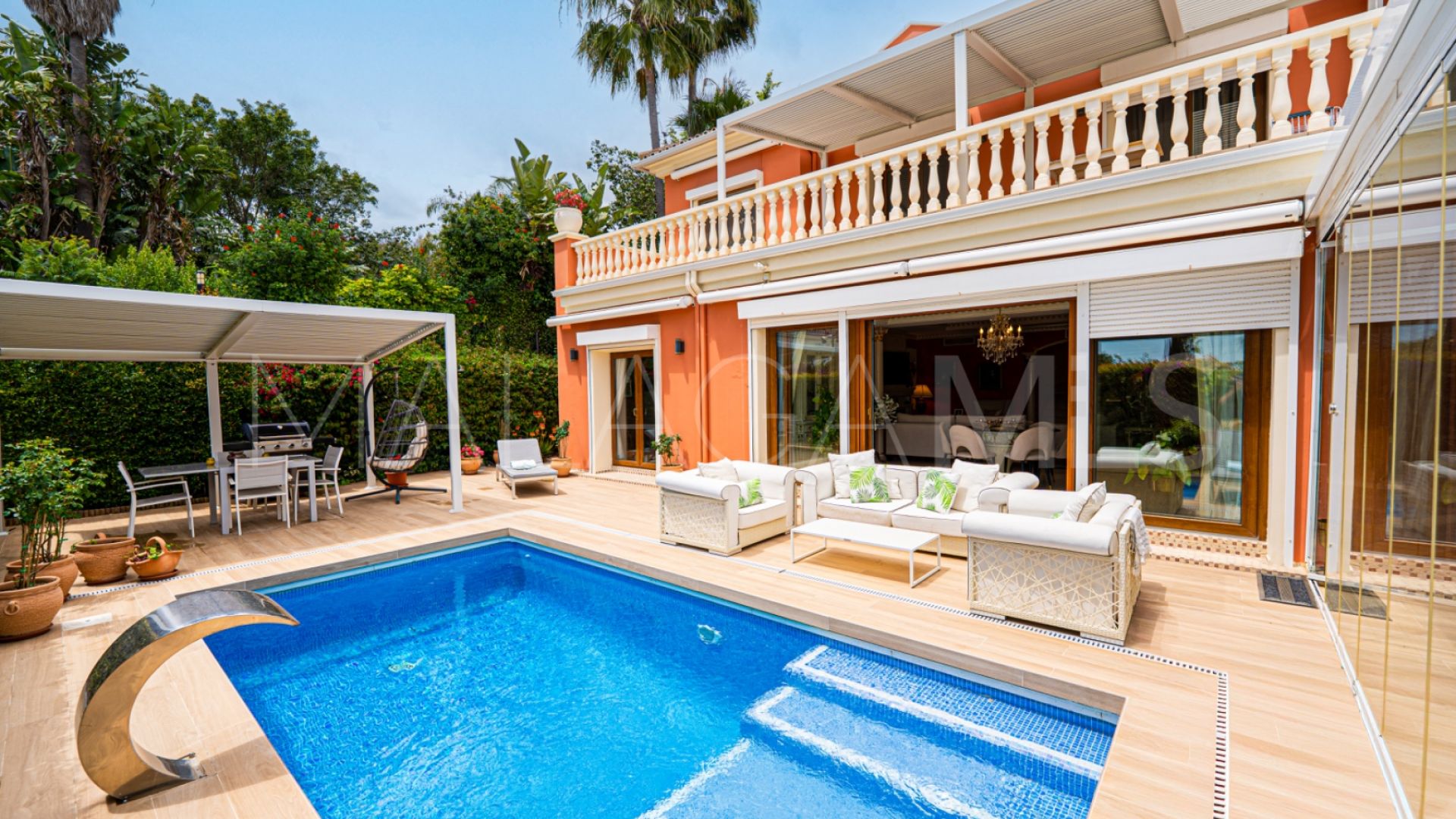 Villa for sale in Nagüeles